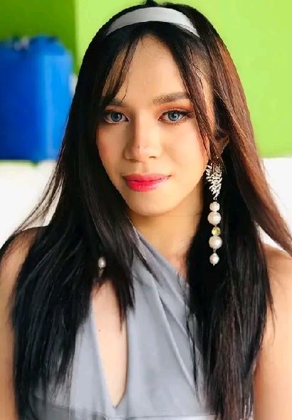 Hannah from the Philippines, a member of OmeTVCam